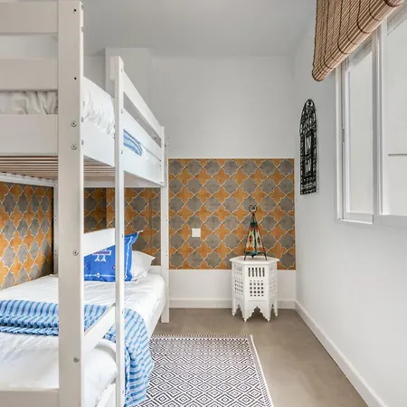 Apartment Center,luxury Decoration,20min To Cathedral Of *